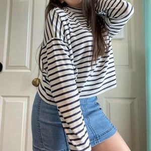 Large long sleeve stripped turtleneck crop top